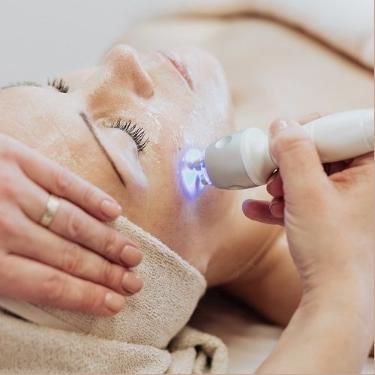 Trẻ Hóa Da, Nâng Cơ